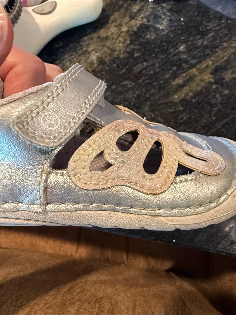 Baby/Toddler Metallic Silver Butterfly Sandals - Stride Rite size 5.5